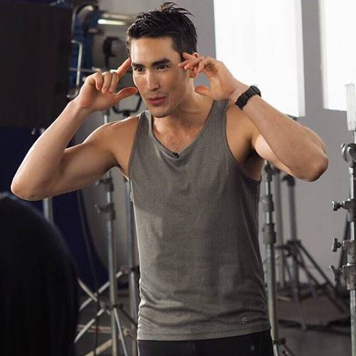 ณเดชน์ คูกิมิยะ