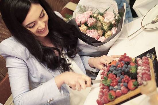 ใหม่ ดาวิกา