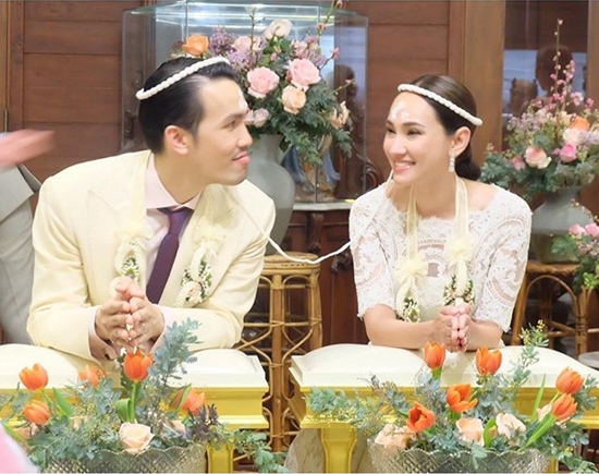 เจนสุดา แต่งงาน