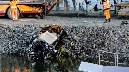 Viola Beach ประสบอุบัติเหตุ เสียชีวิตทั้งวง