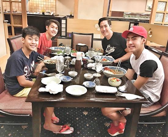 เจ เจตริน