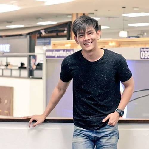 เอี๊ยง สิทธา