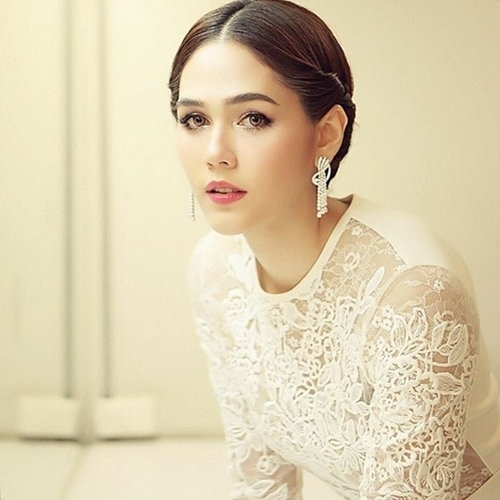 ใหม่ ดาวิกา ชมพู่ อารยา