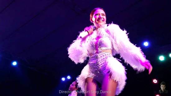 จ๊ะ อาร์สยาม