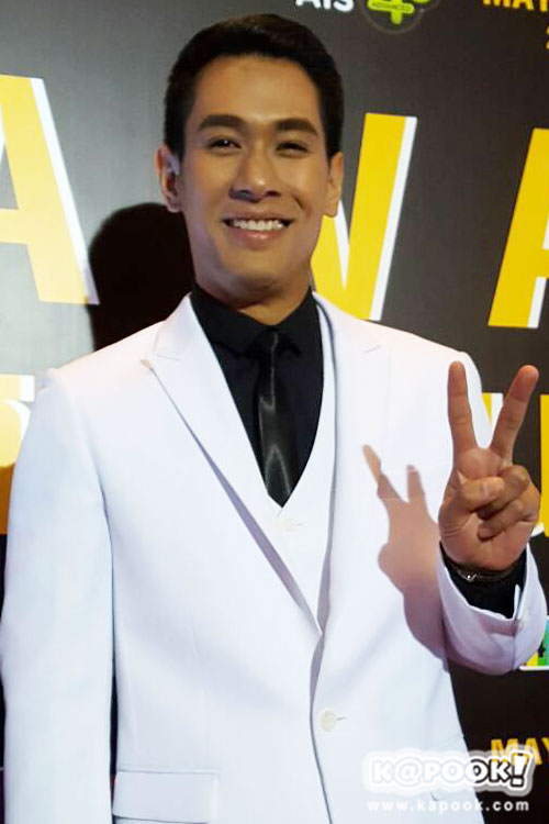 อ๋อม อรรคพันธ์