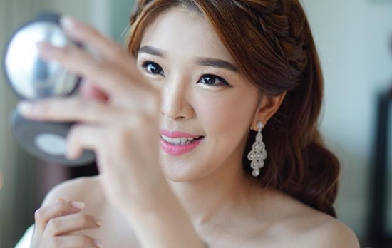 หญิงแย้ แต่งงาน