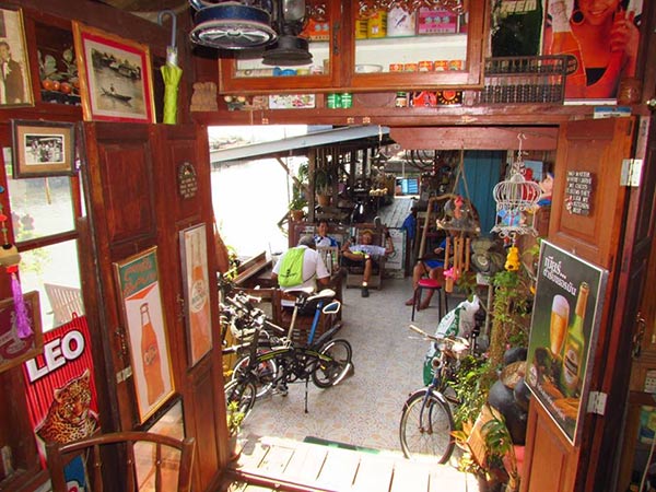 ร้านกาแฟแนววินเทจ