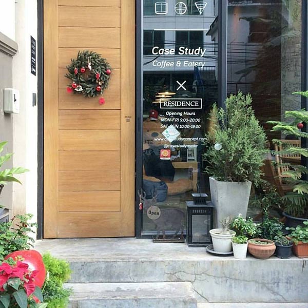 ร้านกาแฟย่านอโศก