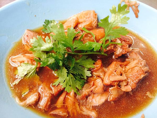 9 ร้านอาหารย่านบางรัก