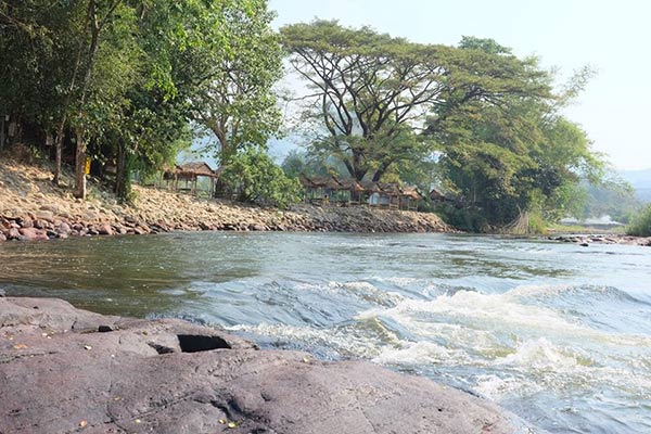 แก่งสาวน้อย นครนายก