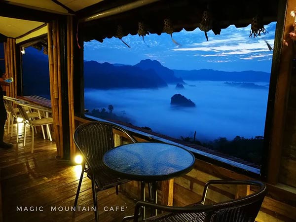 ร้านกาแฟบรรยากาศดี