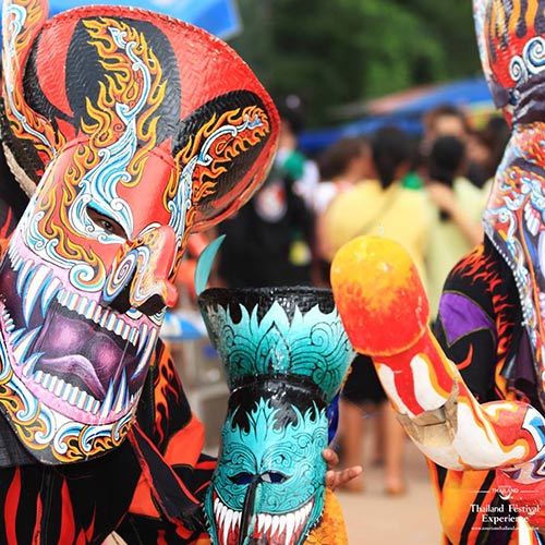 การละเล่นผีตาโขน