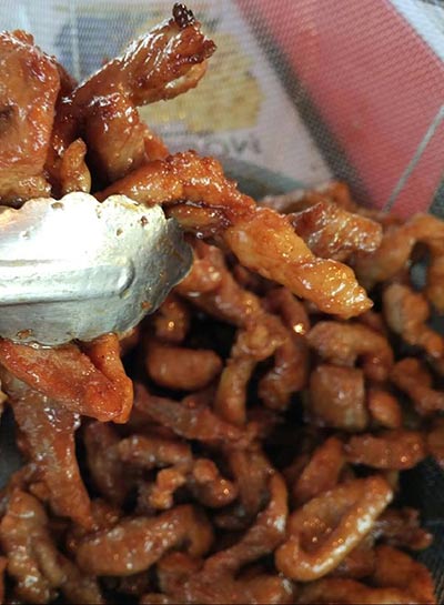 ร้านข้าวเหนียวหมูทอดเจ้าเด็ด