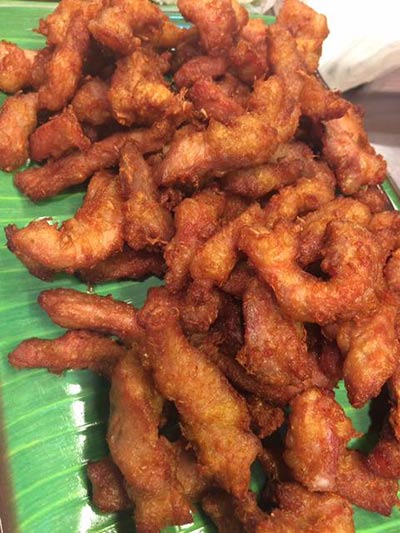 ร้านข้าวเหนียวหมูทอดเจ้าเด็ด