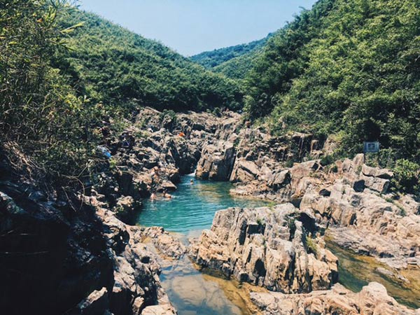 sai wan rock pools