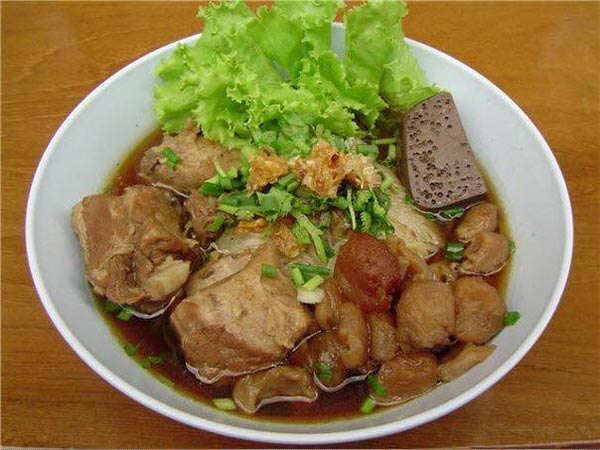 ร้านอาหารลำพูน