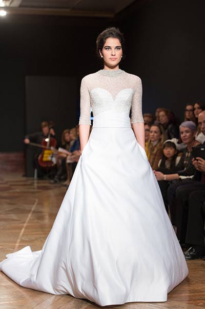 แบบชุดแต่งงาน ดีไซน์เก๋