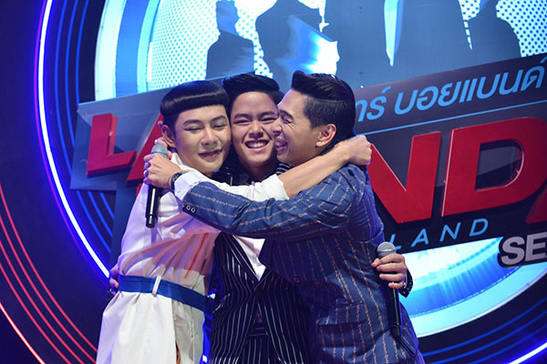 เปิดวาร์ปชายหนุ่มคนแรกที่เข้าไปยืนรอรอบไฟนอล La Banda Thailand 2