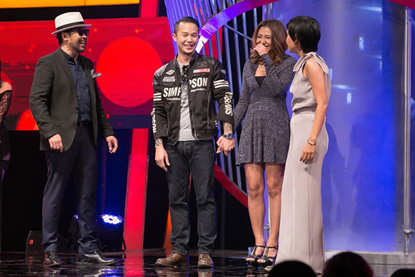 Take Me Out ฮือฮา-สาวเมินพนักงานล้างรถสุดหล่อ