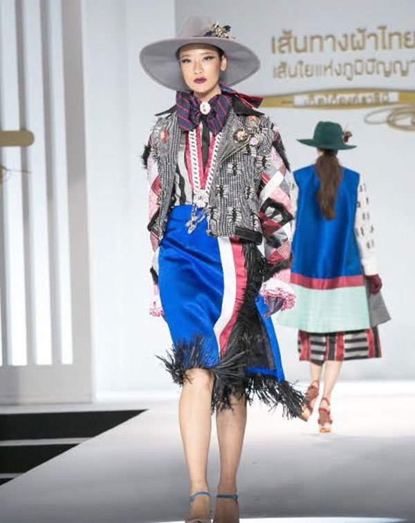 ออกแบบ ชุติมณฑน์