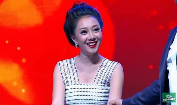 นุนี Take Me Out