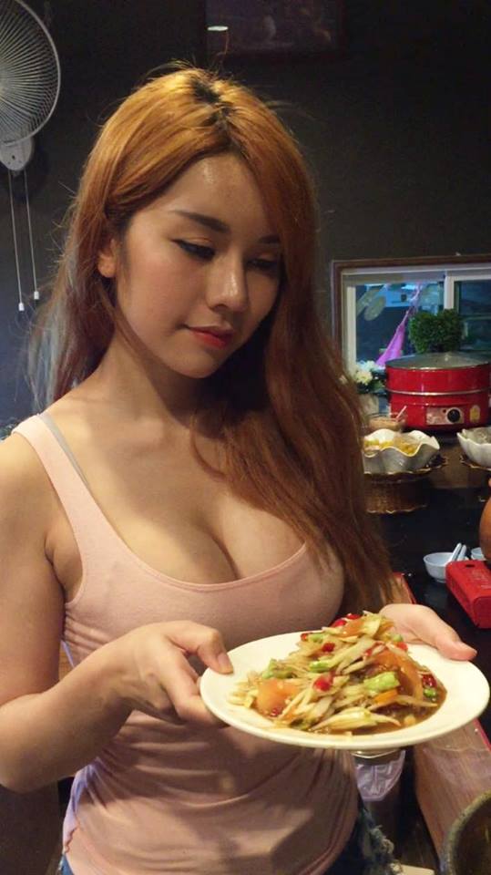 น้องติ้งปิ้งไก่ พริตตี้สายภูธร 