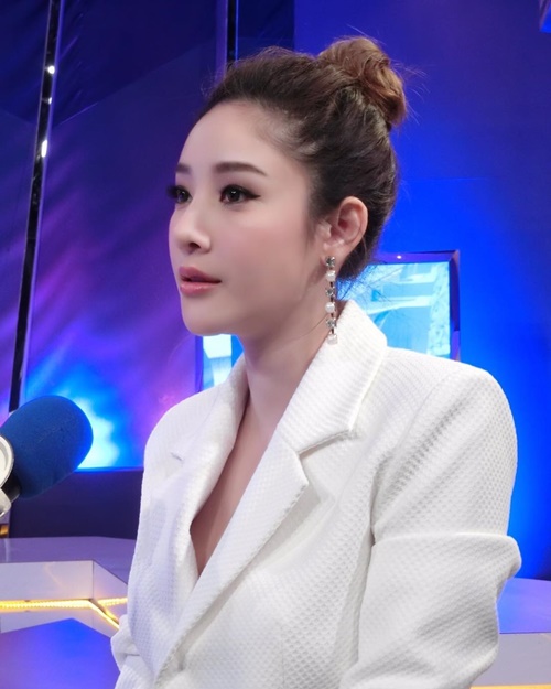 แตงโม นิดา