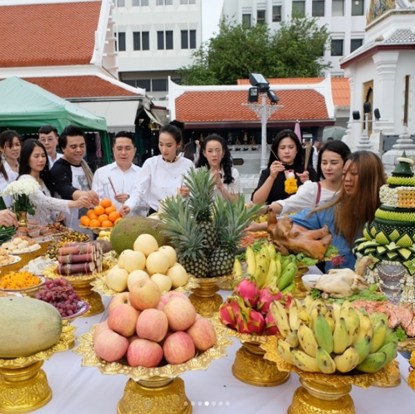 อั้ม พัชราภา ทำบุญ