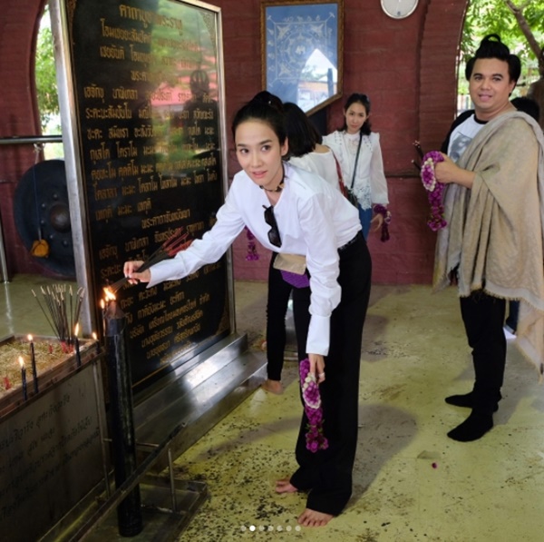 อั้ม พัชราภา ทำบุญ