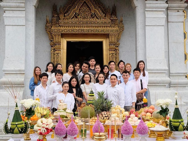 อั้ม พัชราภา ทำบุญ