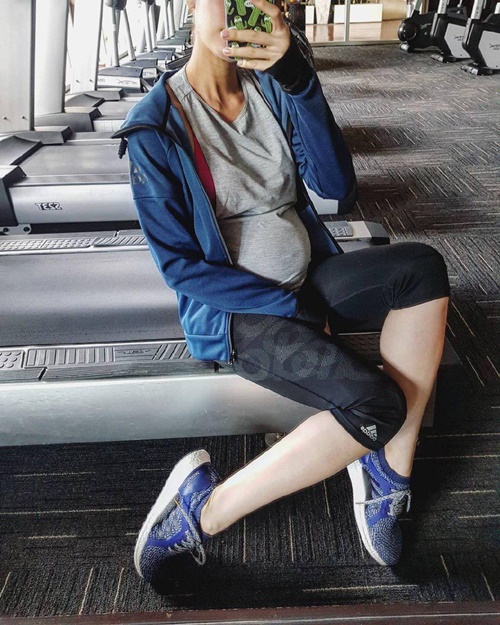 ชมพู่ อารยา