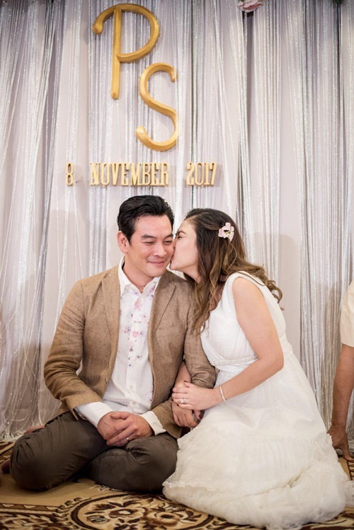 ชาคริต แย้มนาม - แอน ภัททิรา