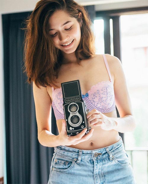 วี วิโอเลต