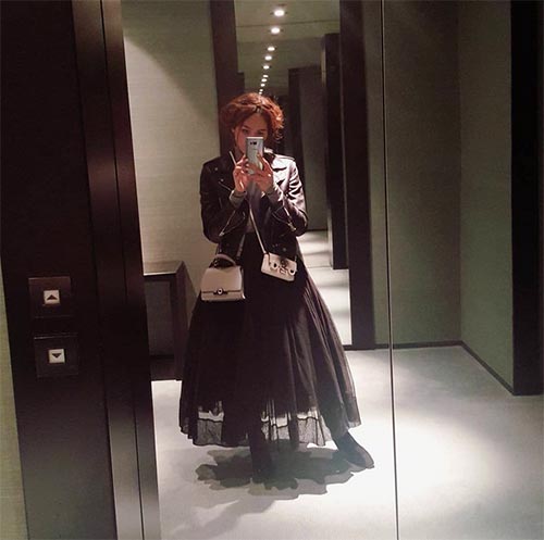 ชมพู่ อารยา