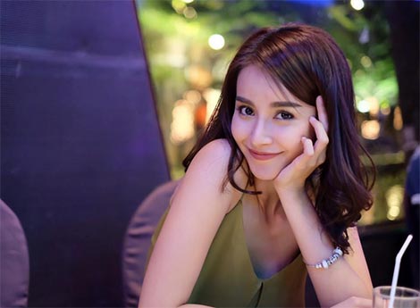 น้ำฝน พัชรินทร์