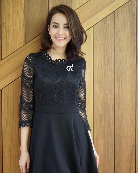 น้ำฝน พัชรินทร์