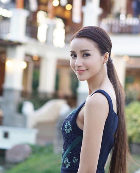 น้ำฝน พัชรินทร์