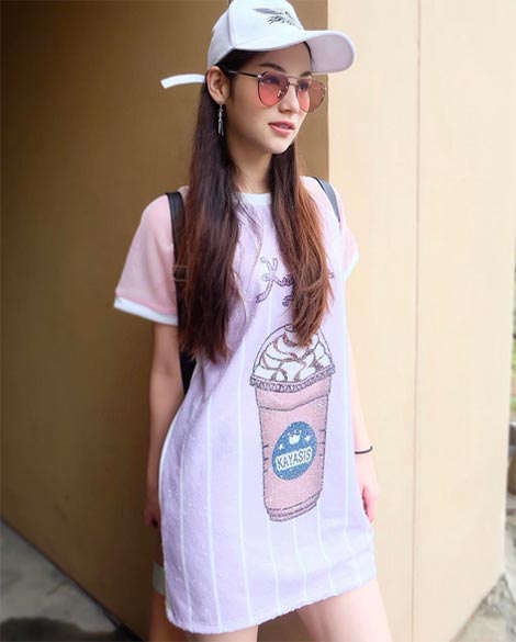 จูลี่ The Face