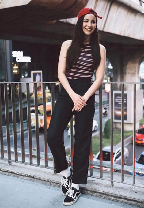 จูลี่ The Face