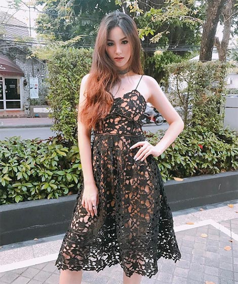 จูลี่ The Face