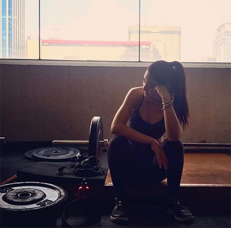 ท่าโพส ฟิตเนส