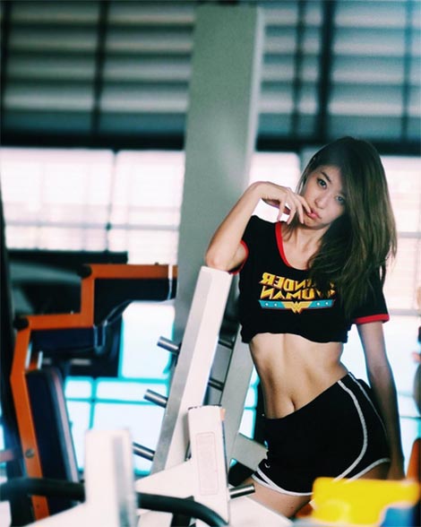 ท่าโพส ฟิตเนส