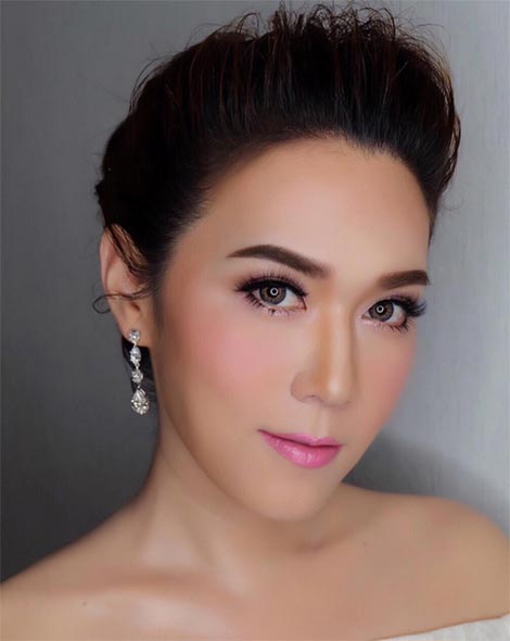 เมย์ เฟื่องอารมย์