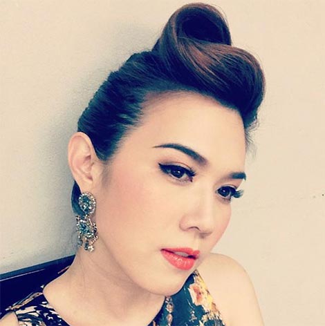 เมย์ เฟื่องอารมย์