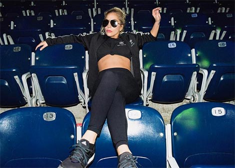 แว่นกันแดดดารา