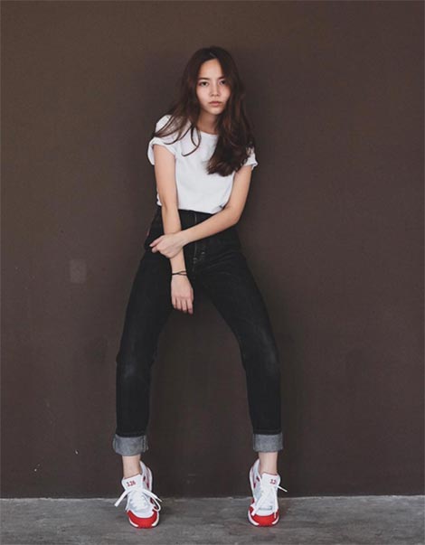 รองเท้าผ้าใบ ดารา