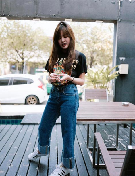 รองเท้าผ้าใบ ดารา