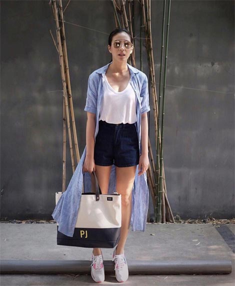 รองเท้าผ้าใบ ดารา