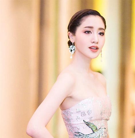 ทรงผมออกงานดารา