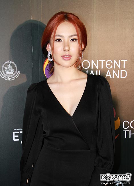 ทรงผมออกงานดารา